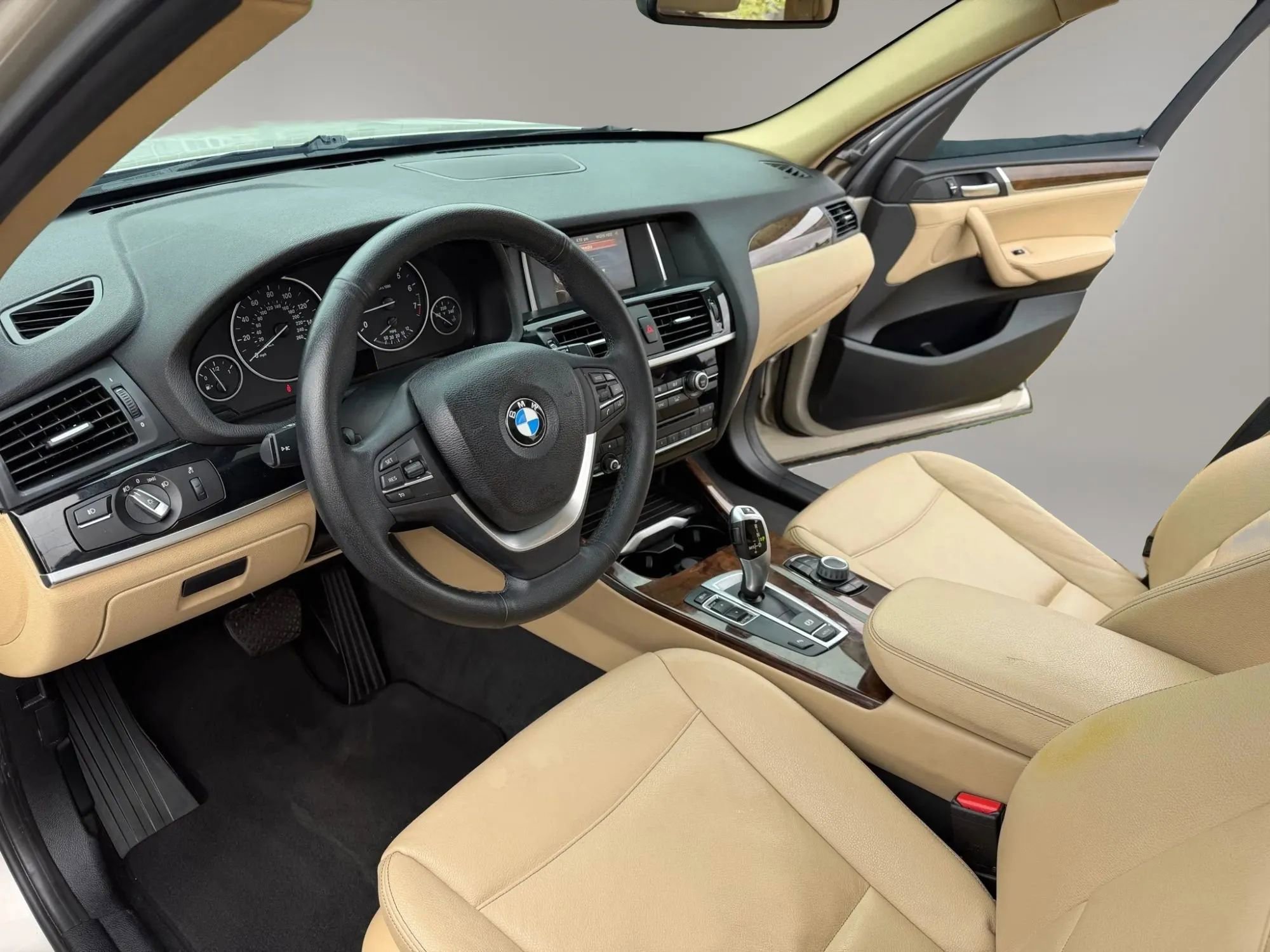 Used 2017 BMW X3 sDrive28i image 12