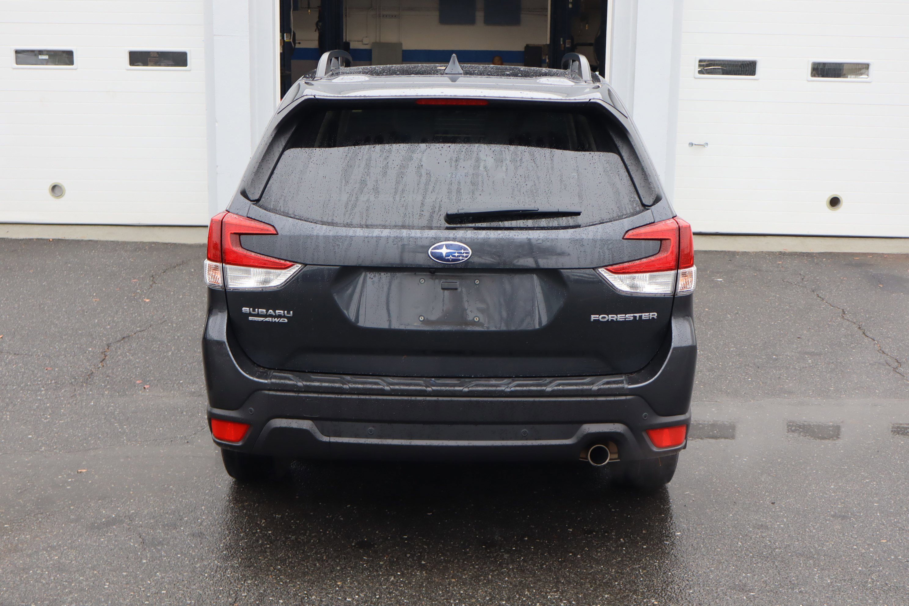 Used 2019 Subaru Forester Limited w/ Popular Package #3 image 9