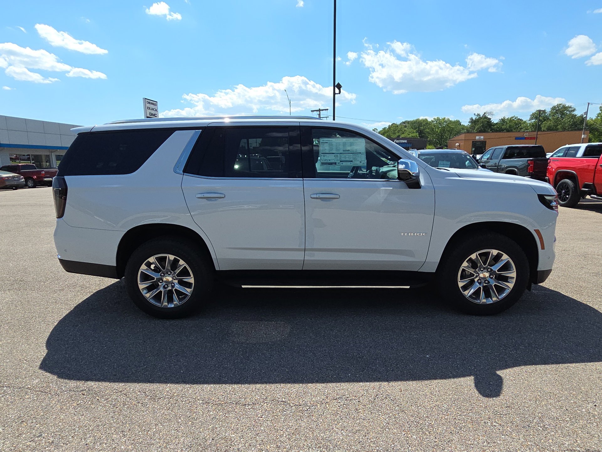 New 2026 Chevrolet Tahoe Premier w/ Sun And Tow Package AWD/4WD image 9