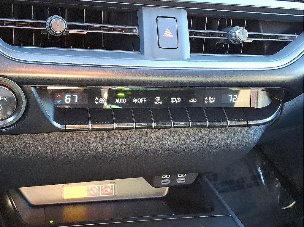 Used 2025 Lexus UX 300h AWD w/ Accessory Package (Z2) image 17