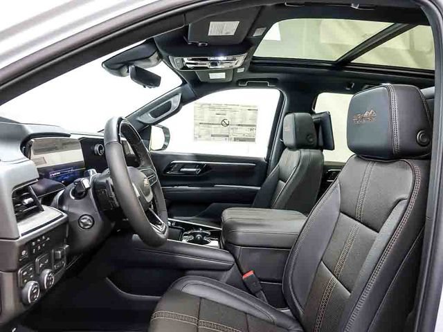 New 2026 Chevrolet Tahoe High Country AWD/4WD image 9