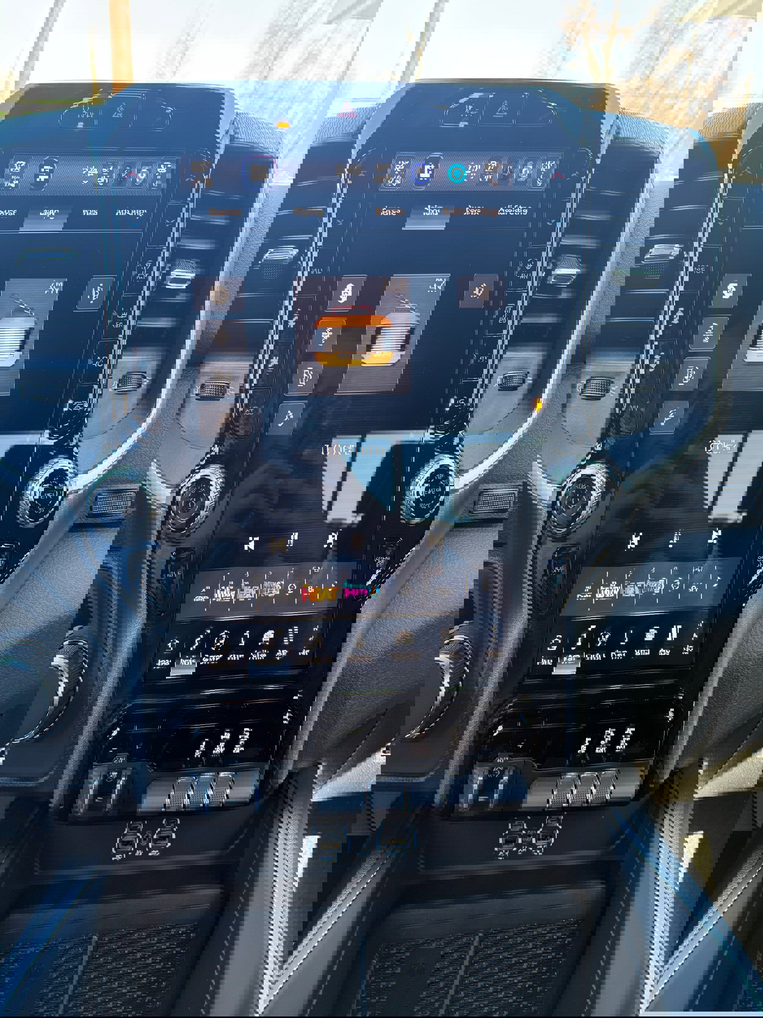 New 2026 RAM 1500 4x4 Crew Cab image 28