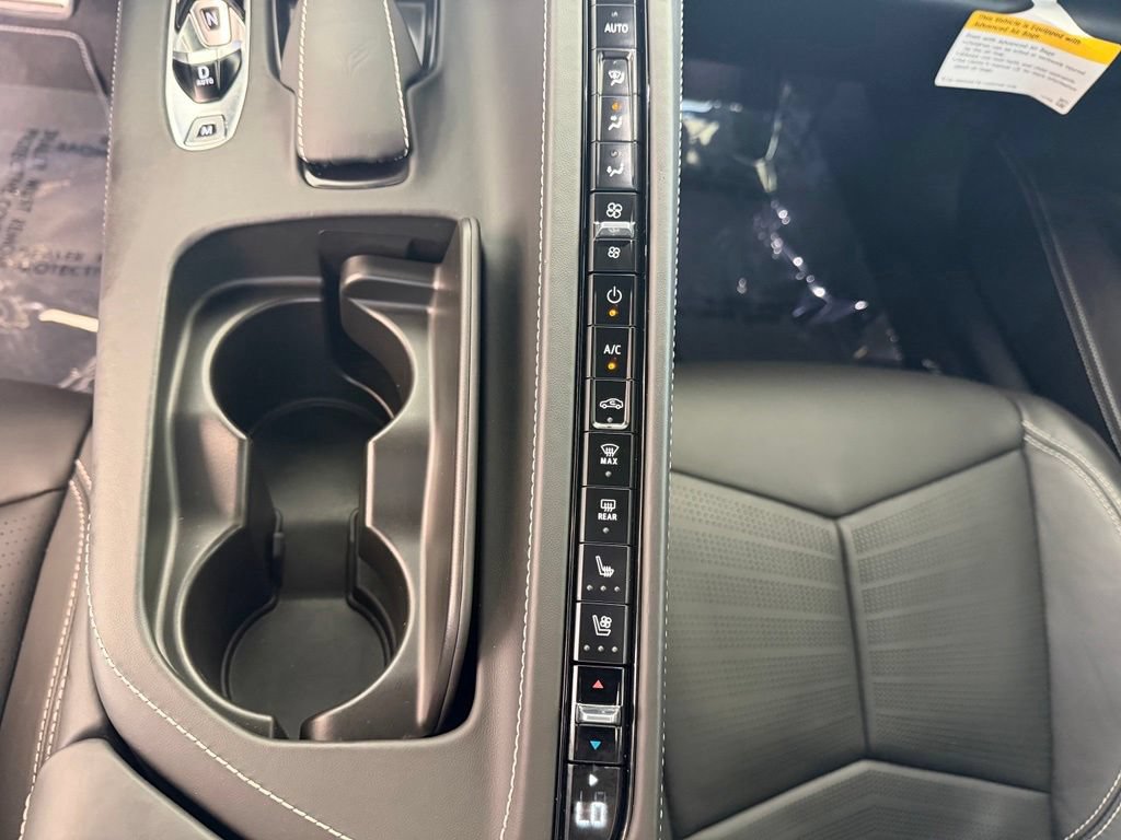 Used 2024 Chevrolet Corvette Z06 w/ Stealth Interior Trim Package RWD image 44