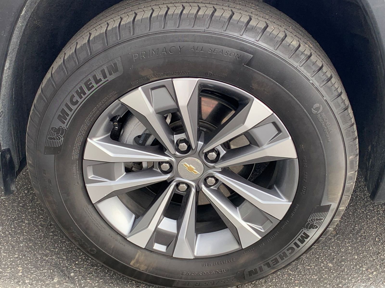 Used 2025 Chevrolet Equinox LT image 29