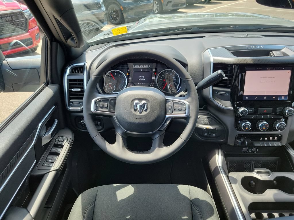 New 2026 RAM 2500 Big Horn AWD/4WD image 9