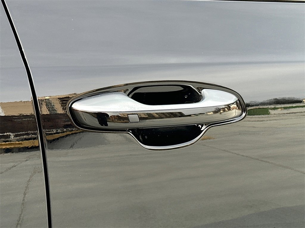 New 2025 Kia Telluride S image 9