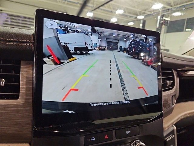 Used 2023 Ford Expedition Limited image 21