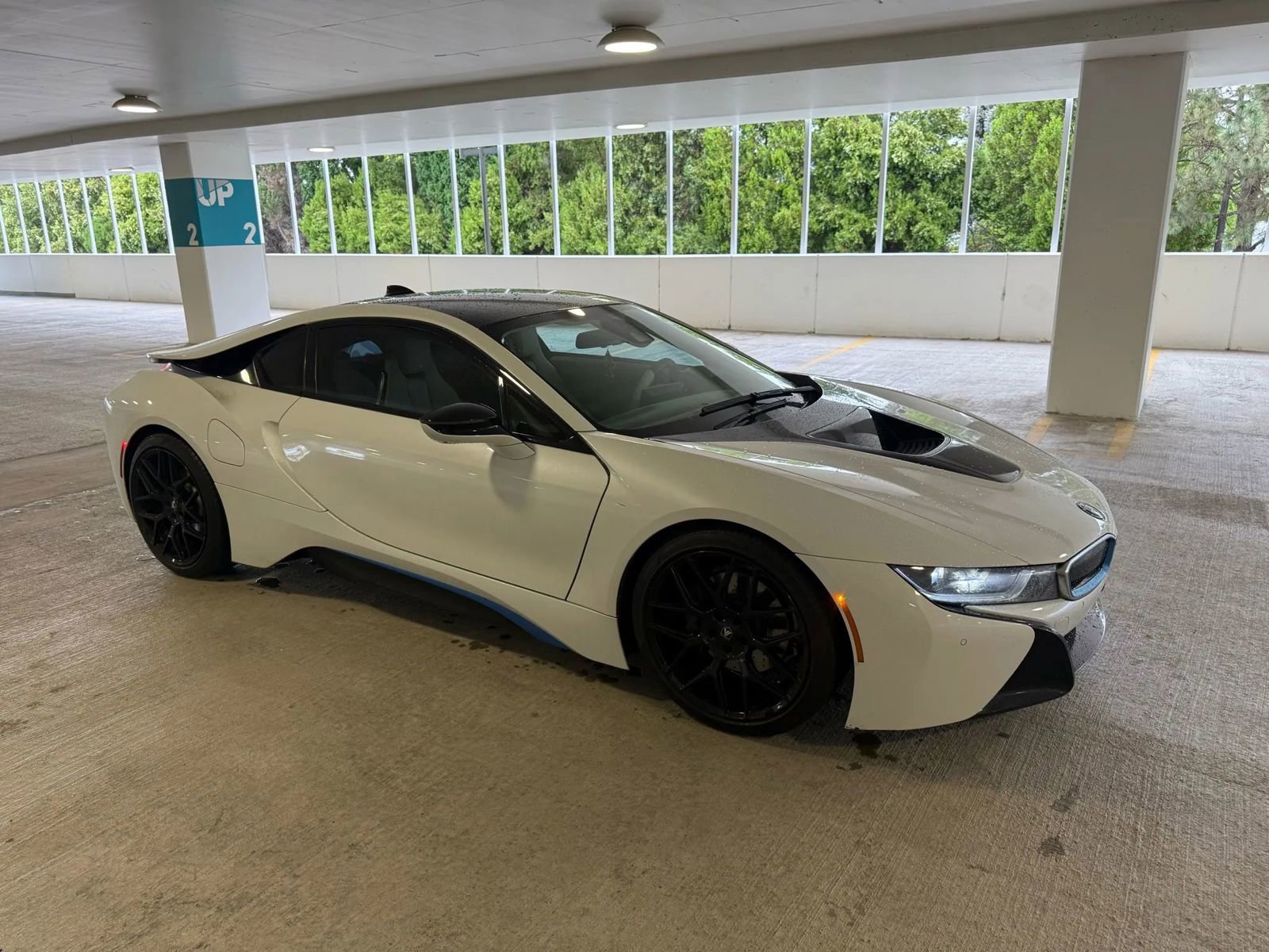 Used 2015 BMW i8 image 15