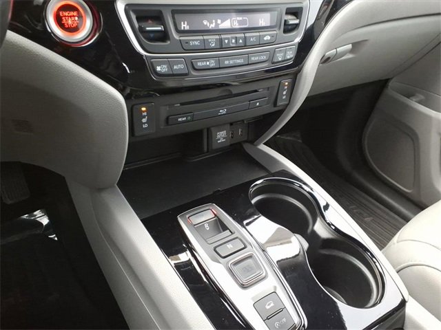 Used 2016 Honda Pilot Touring image 21