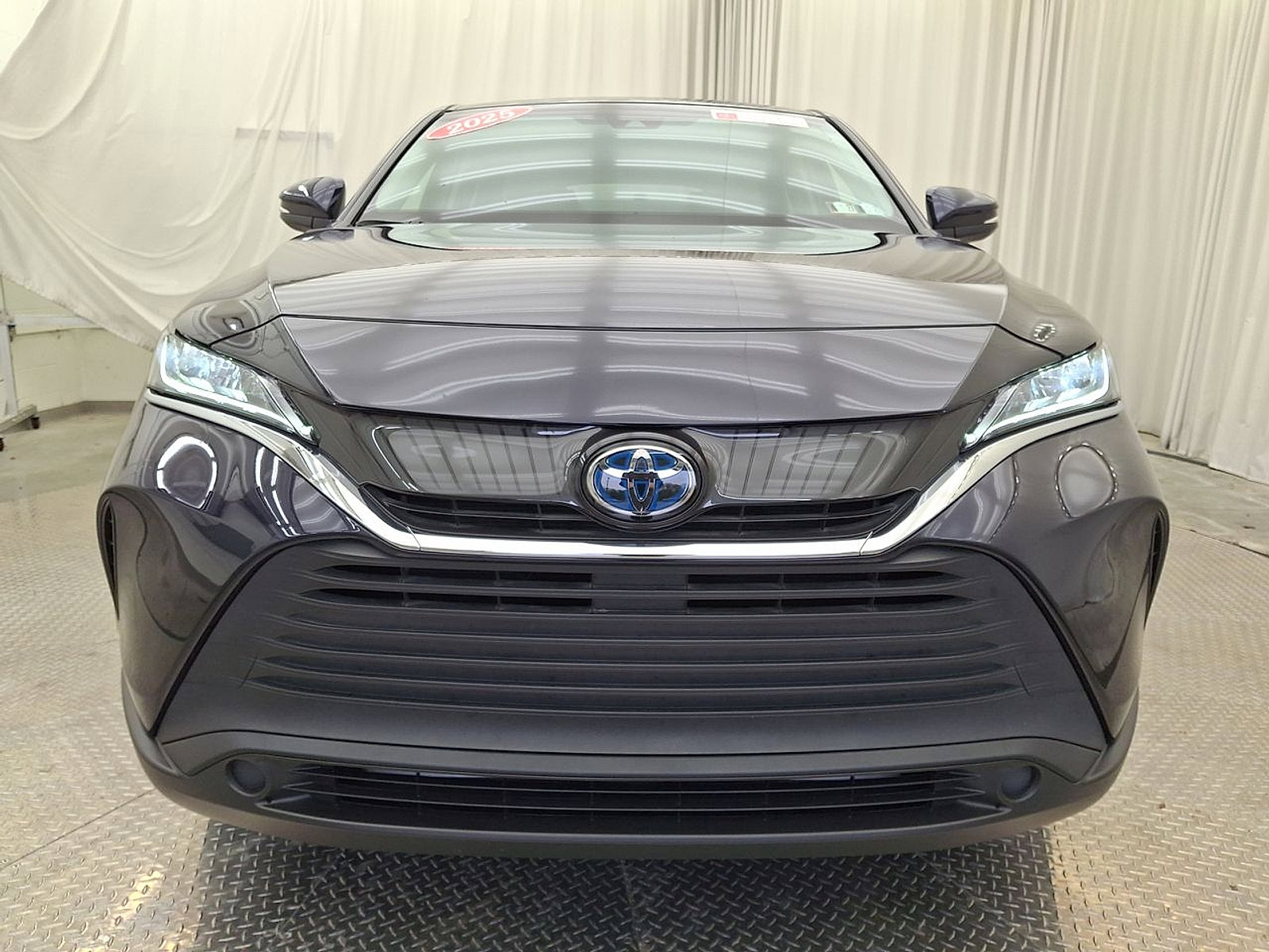 Certified 2022 Toyota Venza LE AWD/4WD image 29