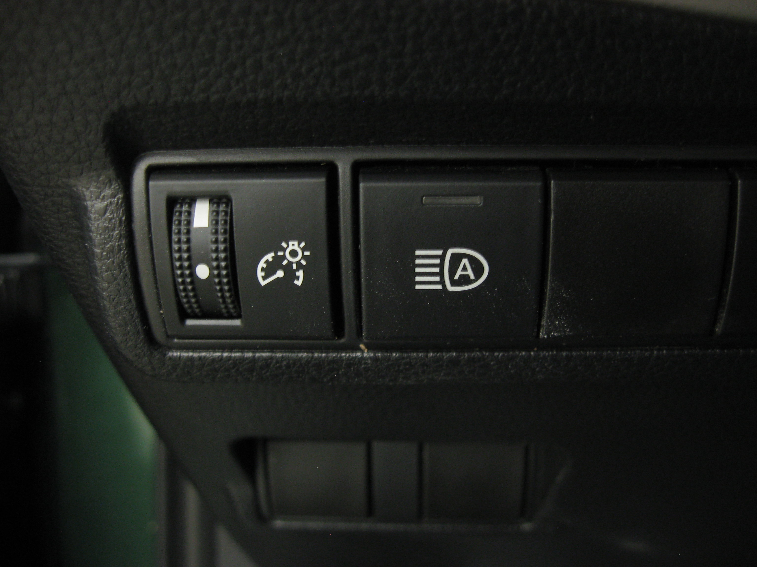 Certified 2023 Toyota Corolla Cross LE image 19