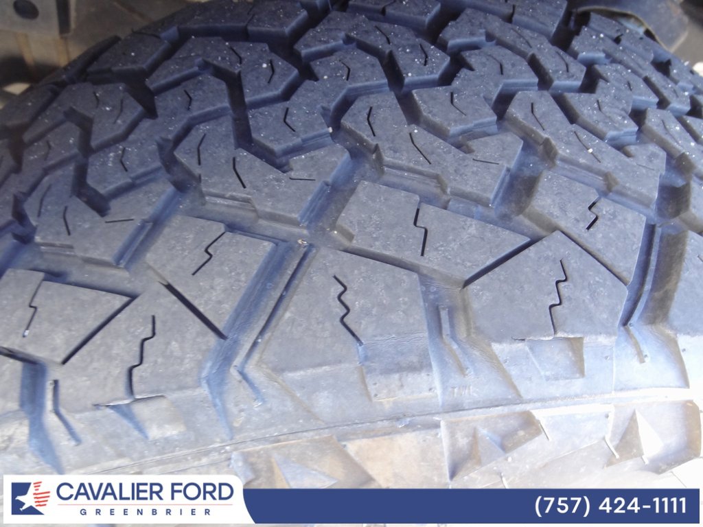 Used 2018 Toyota Tacoma TRD Off-Road image 9