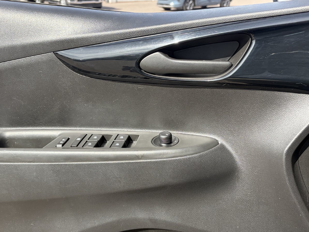 Used 2021 Chevrolet Spark LT FWD image 27