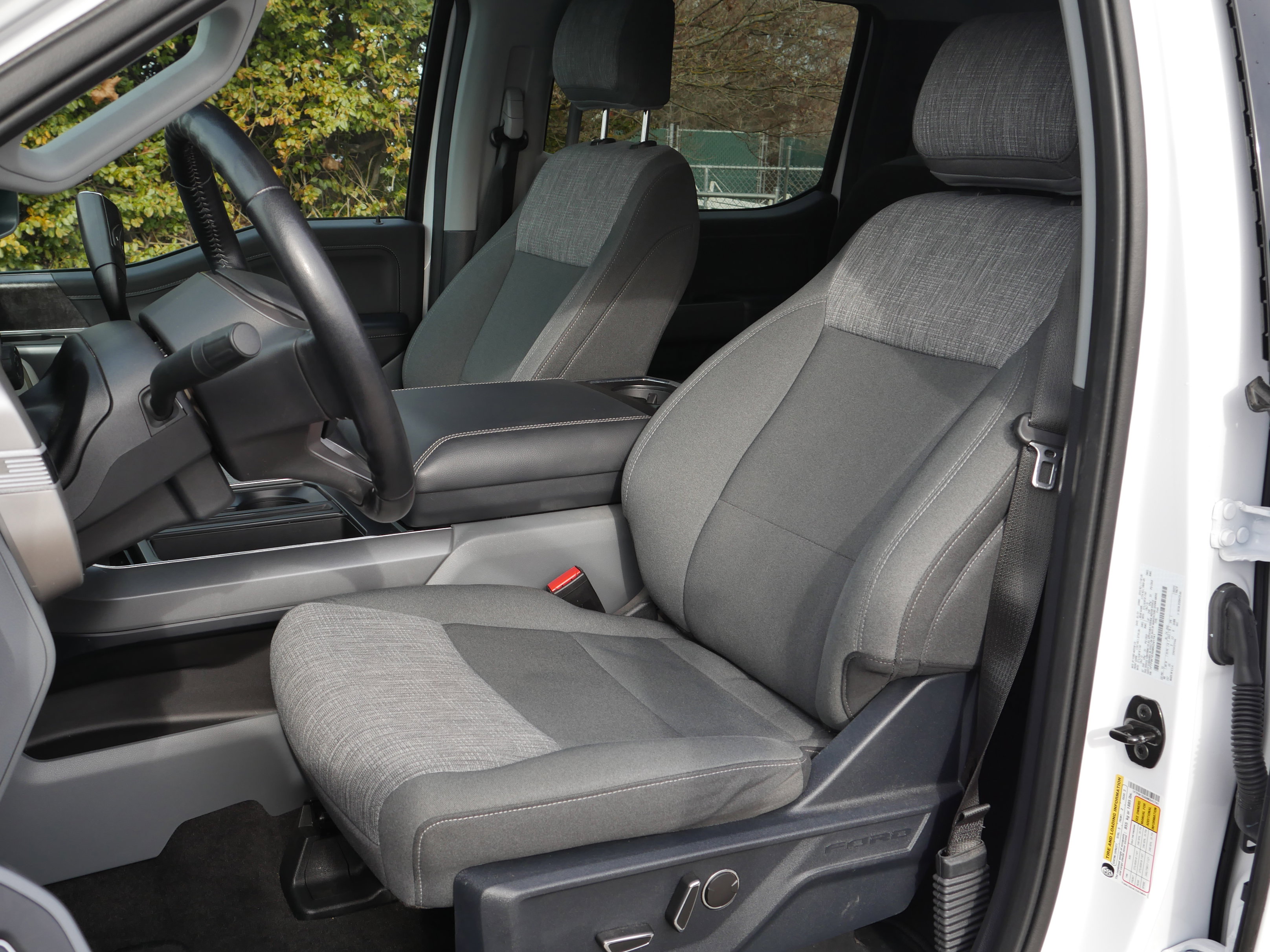 Certified 2021 Ford F150 XLT w/ Equipment Group 302A High image 36