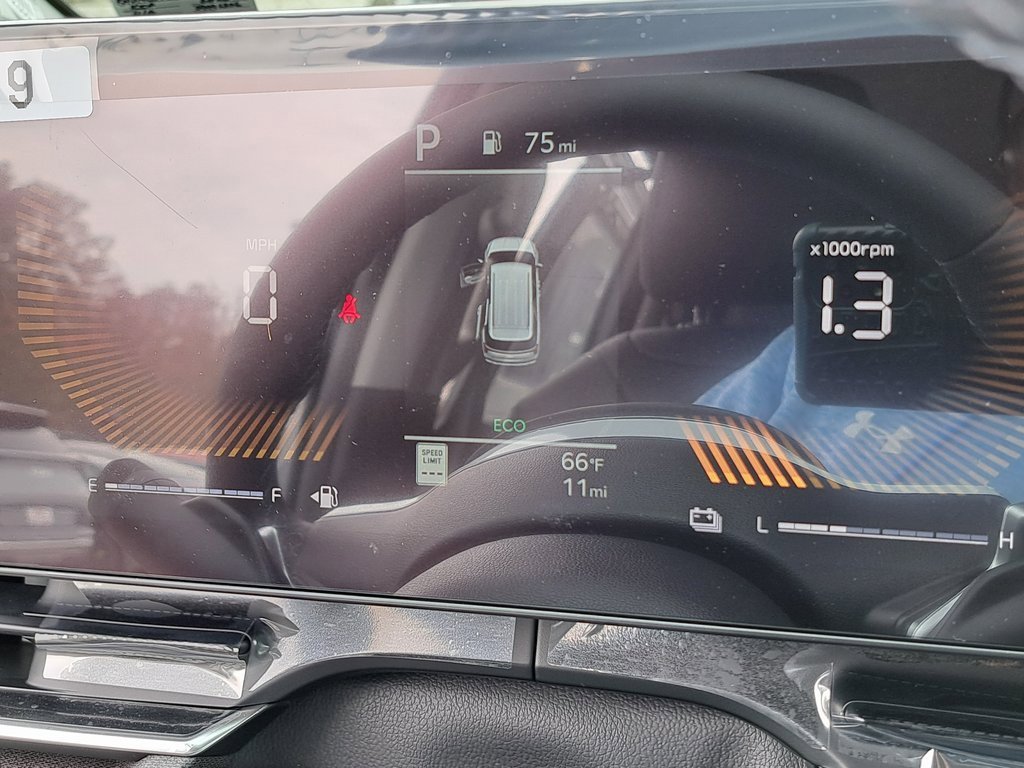 New 2026 Kia Carnival EX image 8