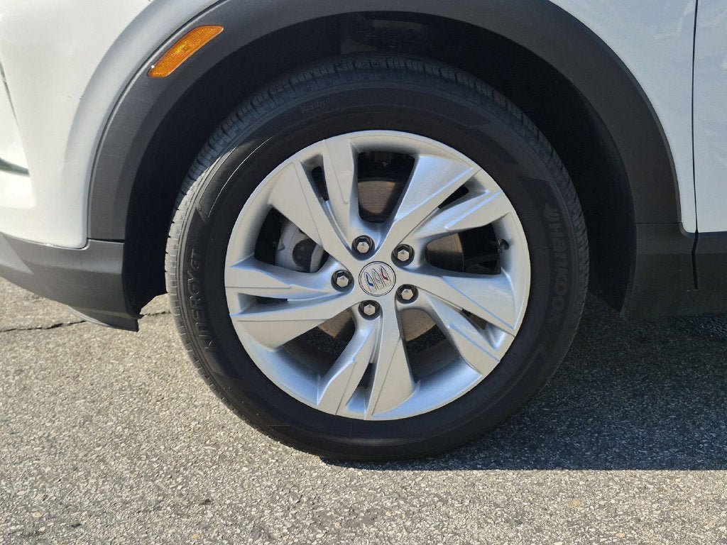 Used 2024 Buick Encore GX Preferred FWD image 34