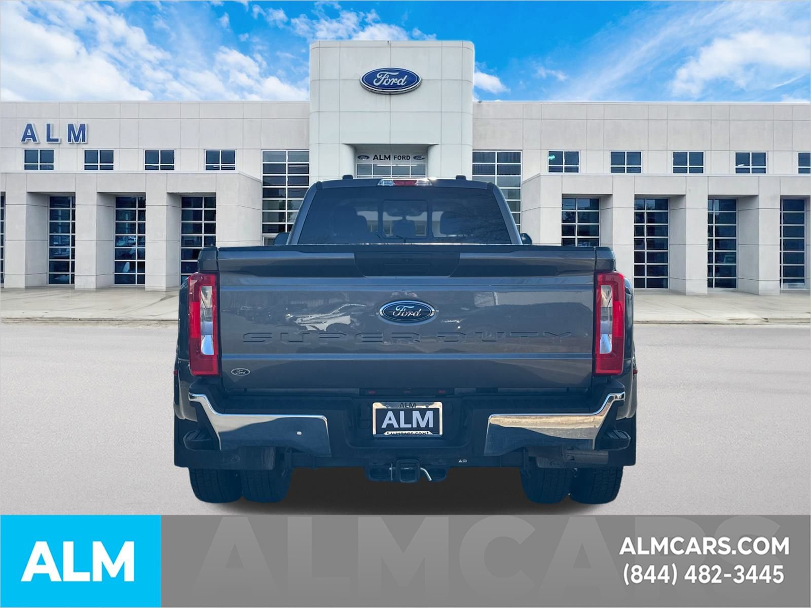 Used 2025 Ford F450 XLT w/ FX4 Off-Road Package image 6