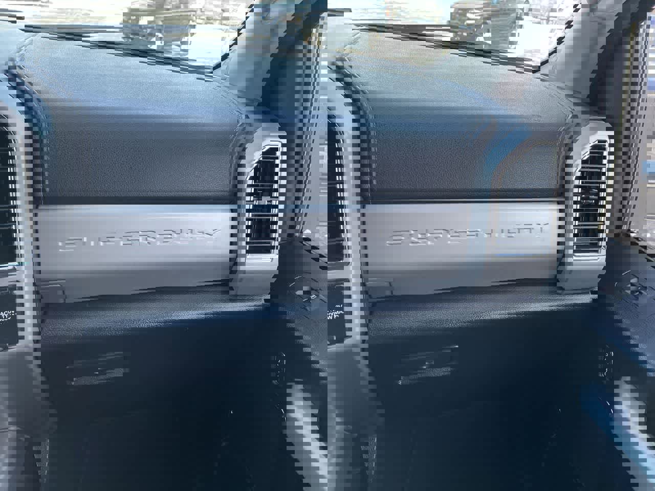 Used 2018 Ford F350 Lariat w/ Lariat Ultimate Package image 16