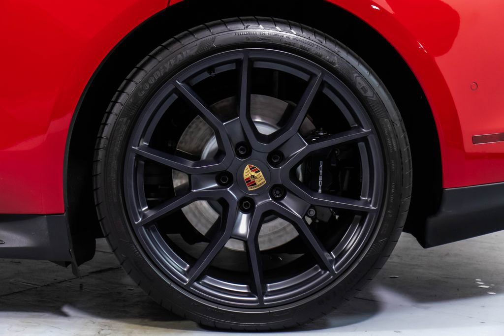Used 2025 Porsche Taycan GTS AWD/4WD image 59