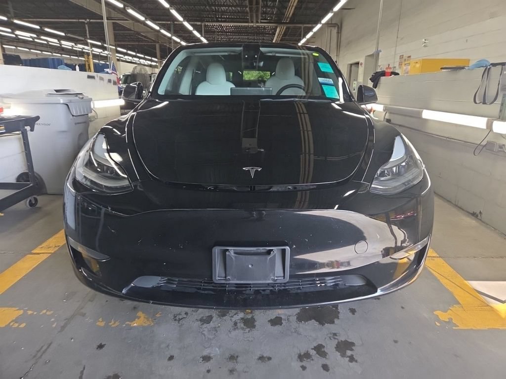 Used 2023 Tesla Model Y Performance AWD/4WD image 2