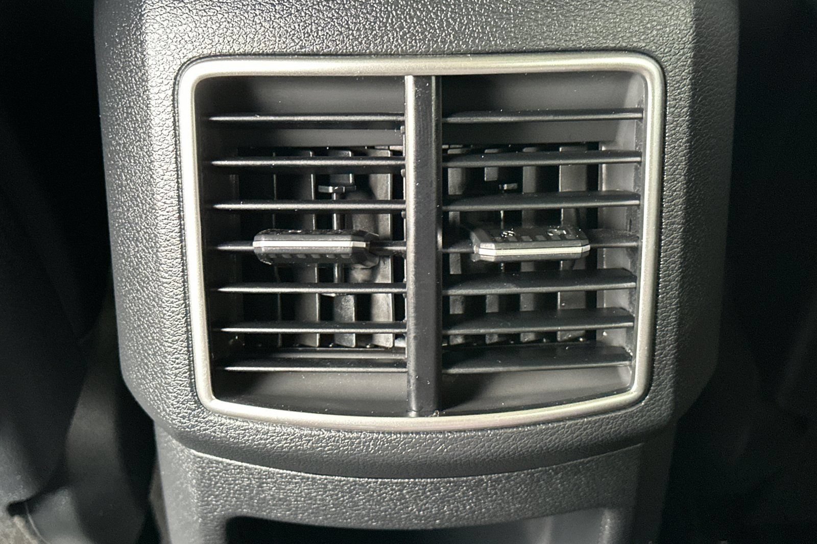 Used 2025 Kia Sportage X-Line w/ Premium Package AWD/4WD image 15