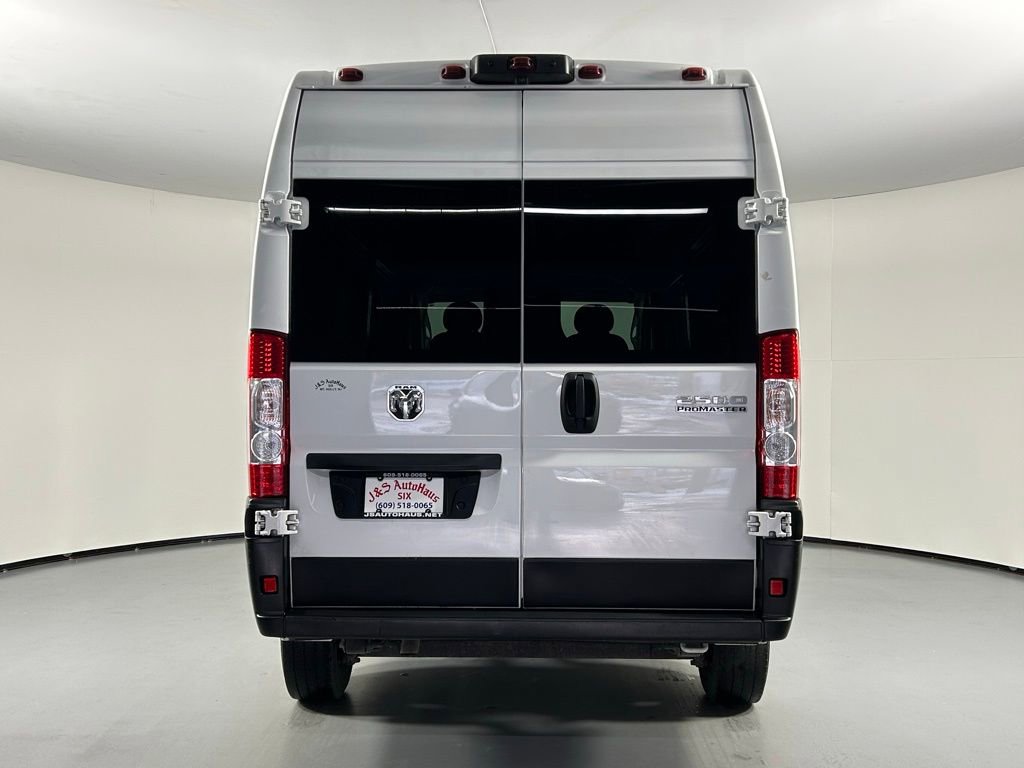 Used 2023 RAM ProMaster 2500 image 6