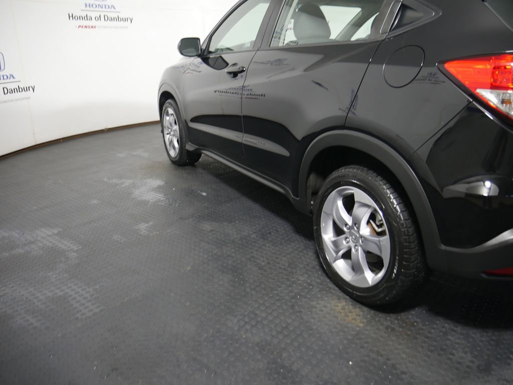 Used 2019 Honda HR-V LX image 11
