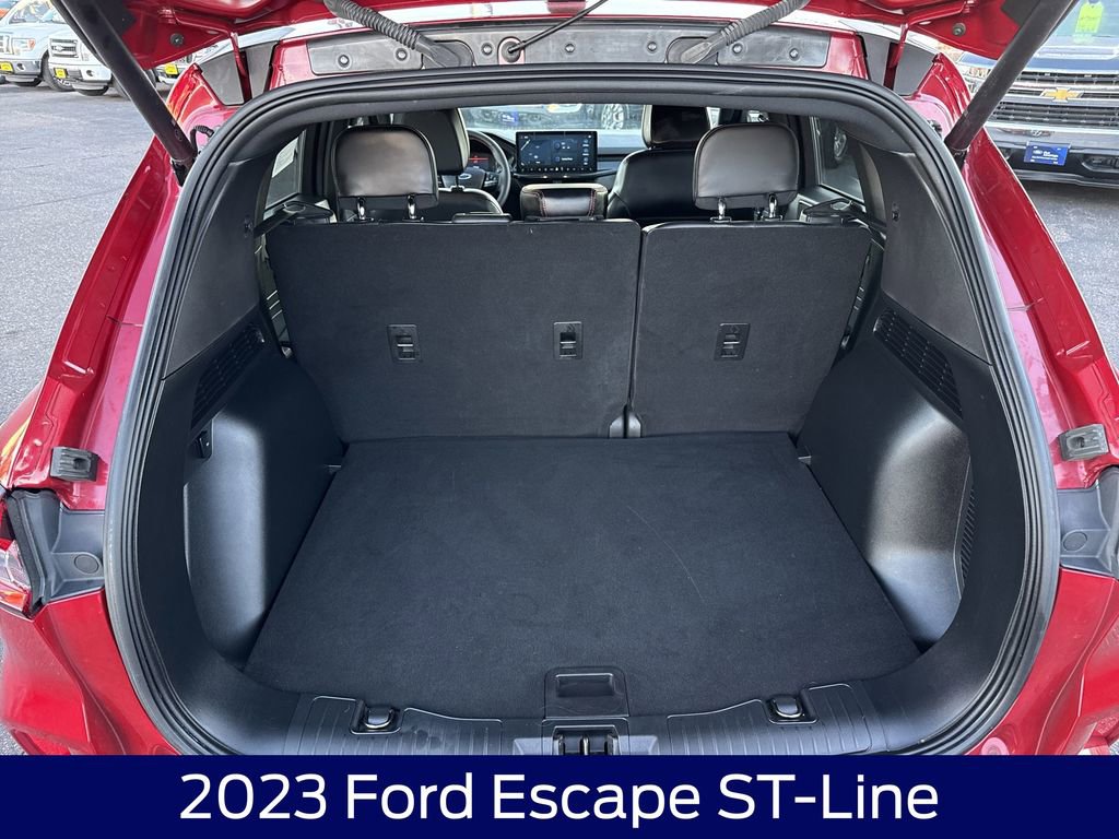 Used 2023 Ford Escape ST-Line w/ Tech Pack #1 image 16
