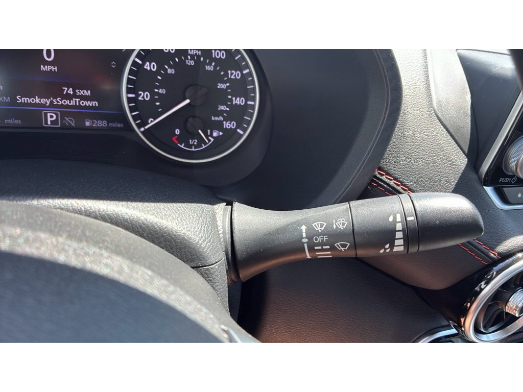 Used 2025 Nissan Sentra SR FWD image 20