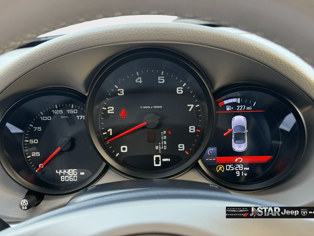 Used 2013 Porsche Boxster RWD image 24