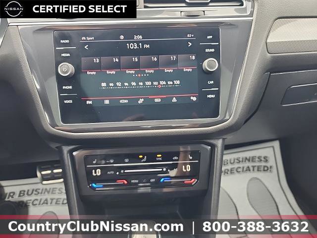 Used 2022 Volkswagen Tiguan SE R-Line AWD/4WD image 14