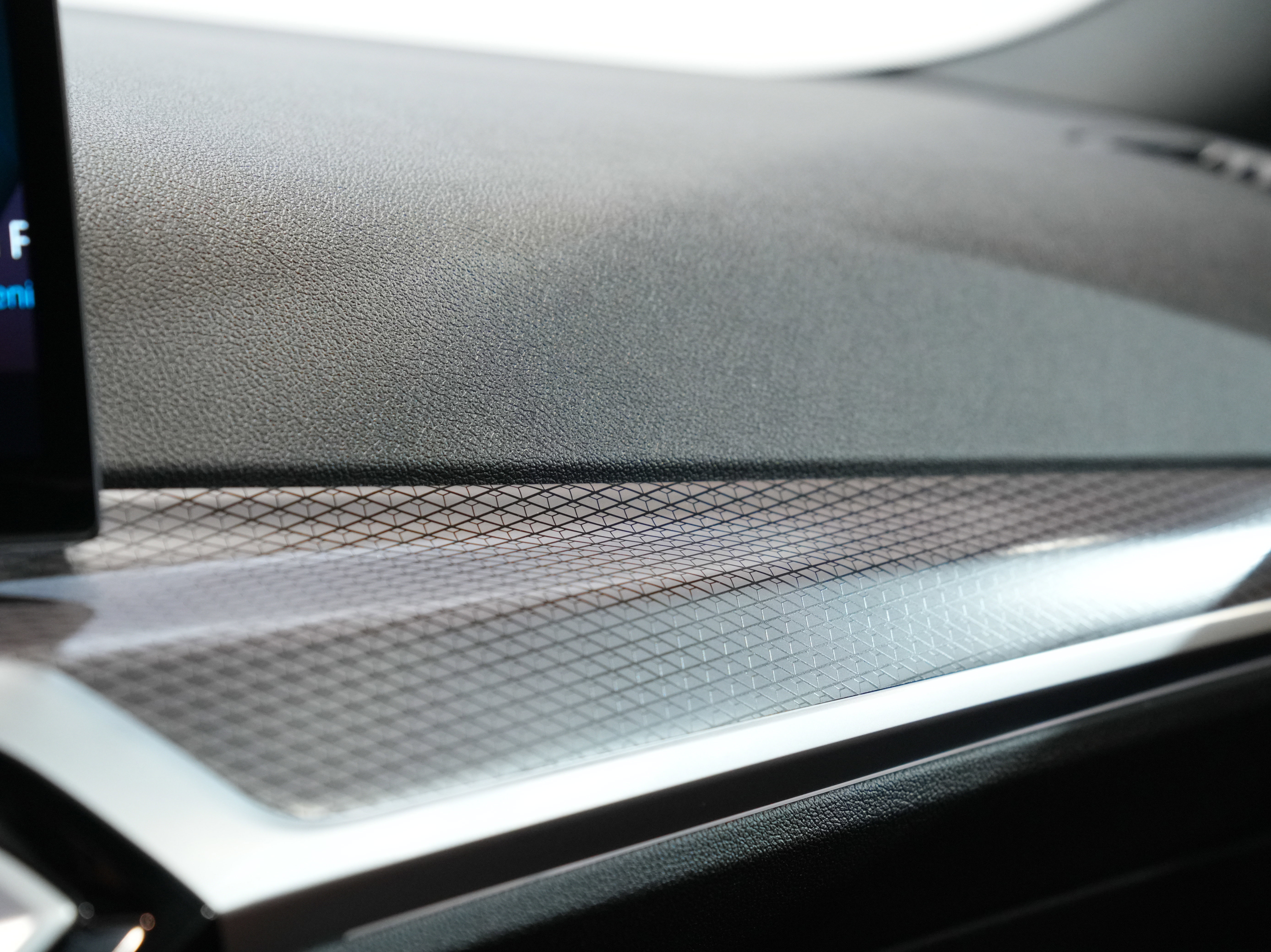 Used 2024 BMW M2 w/ Lighting Package image 45