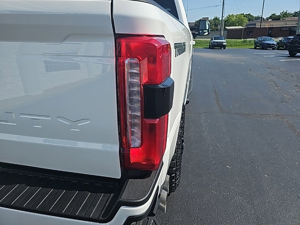 New 2025 Ford F250 Lariat w/ Lariat Ultimate Package image 6