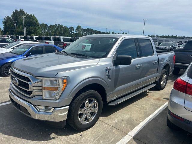 Used 2021 Ford F150 XLT w/ Equipment Group 301A Mid RWD image 3