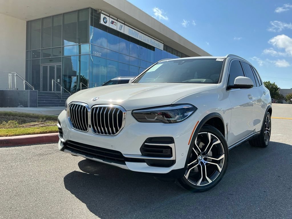 Certified 2023 BMW X5 sDrive40i w/ Premium Package RWD image 1