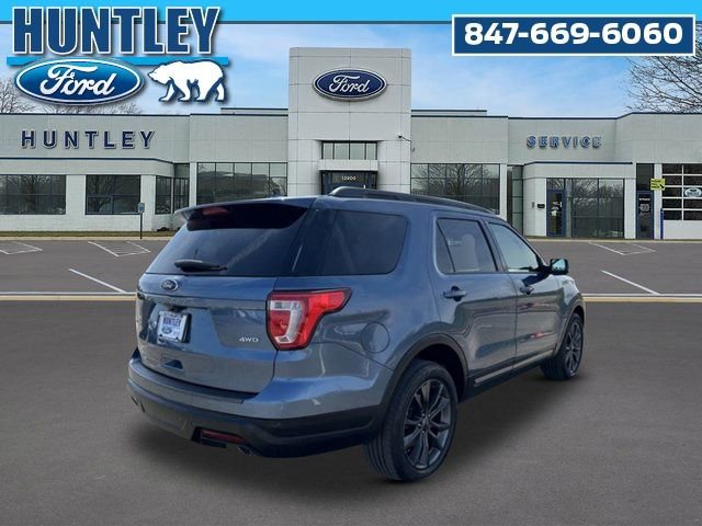 Used 2019 Ford Explorer XLT w/ Equipment Group 202A image 4