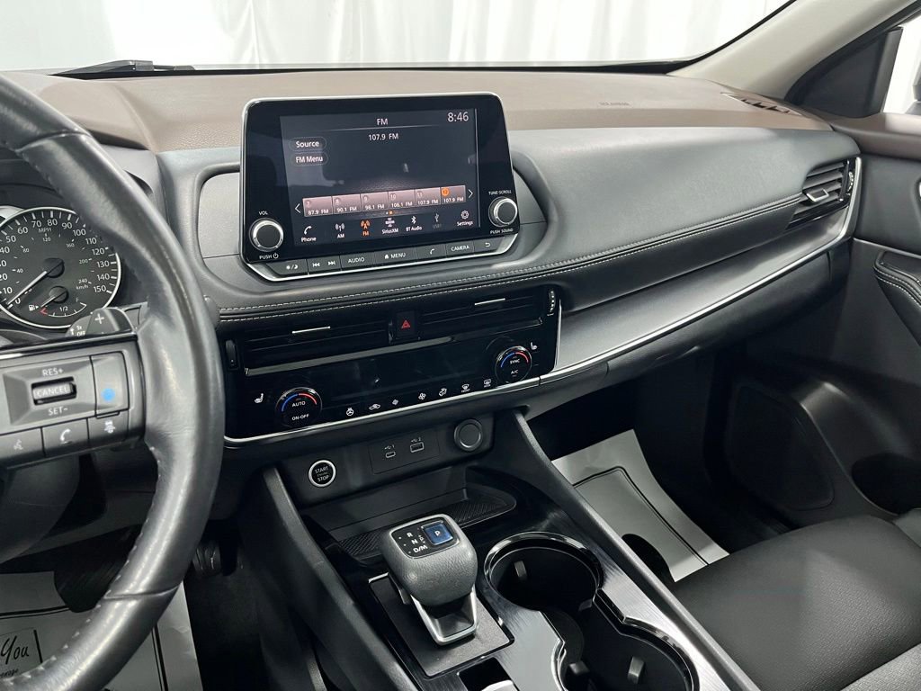 Used 2021 Nissan Rogue SV AWD/4WD image 18