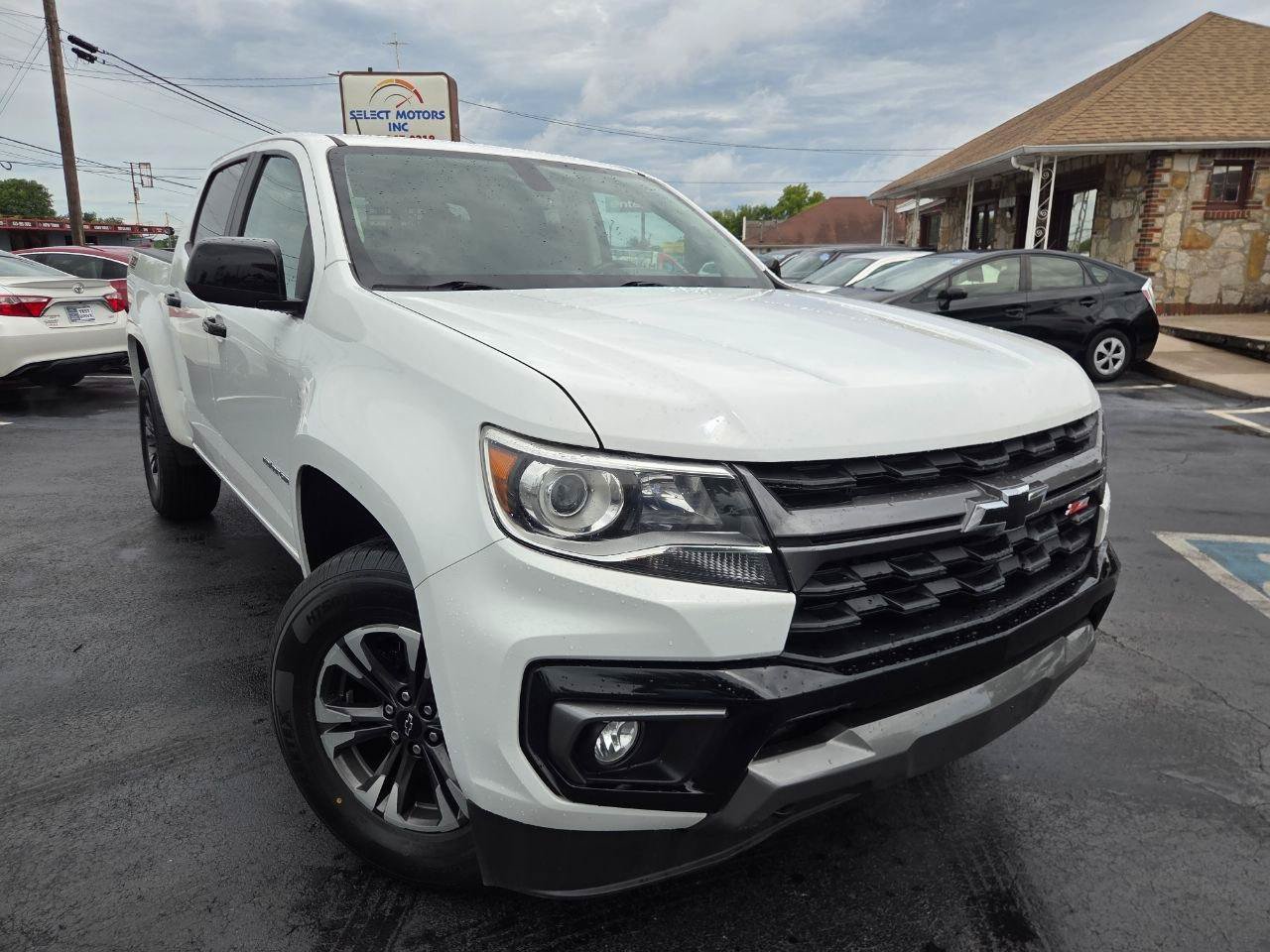 Used 2022 Chevrolet Colorado Z71 AWD/4WD image 7