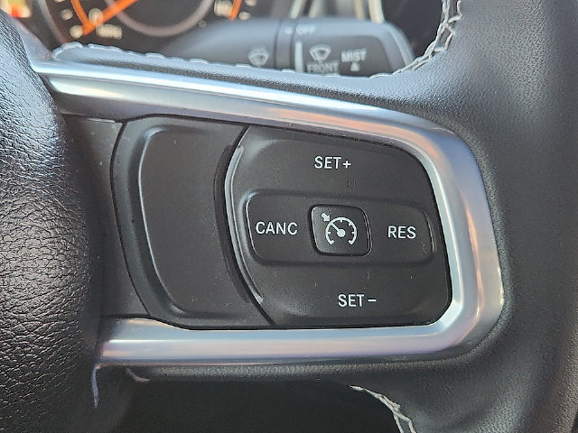 Used 2023 Jeep Gladiator Overland w/ Cold Weather Group AWD/4WD image 17