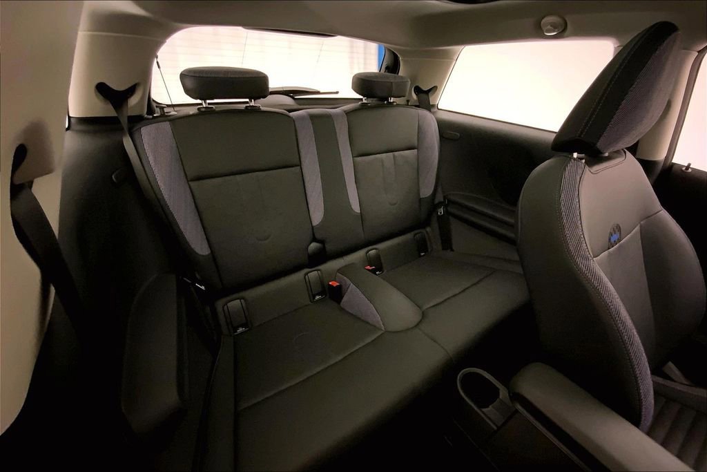 Certified 2025 MINI Cooper S image 15