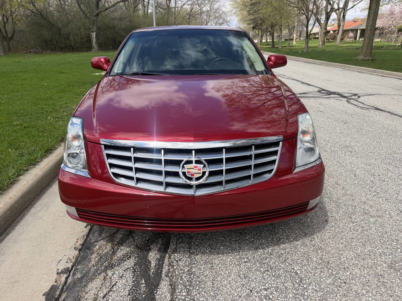 Used 2008 Cadillac DTS Luxury II image 8