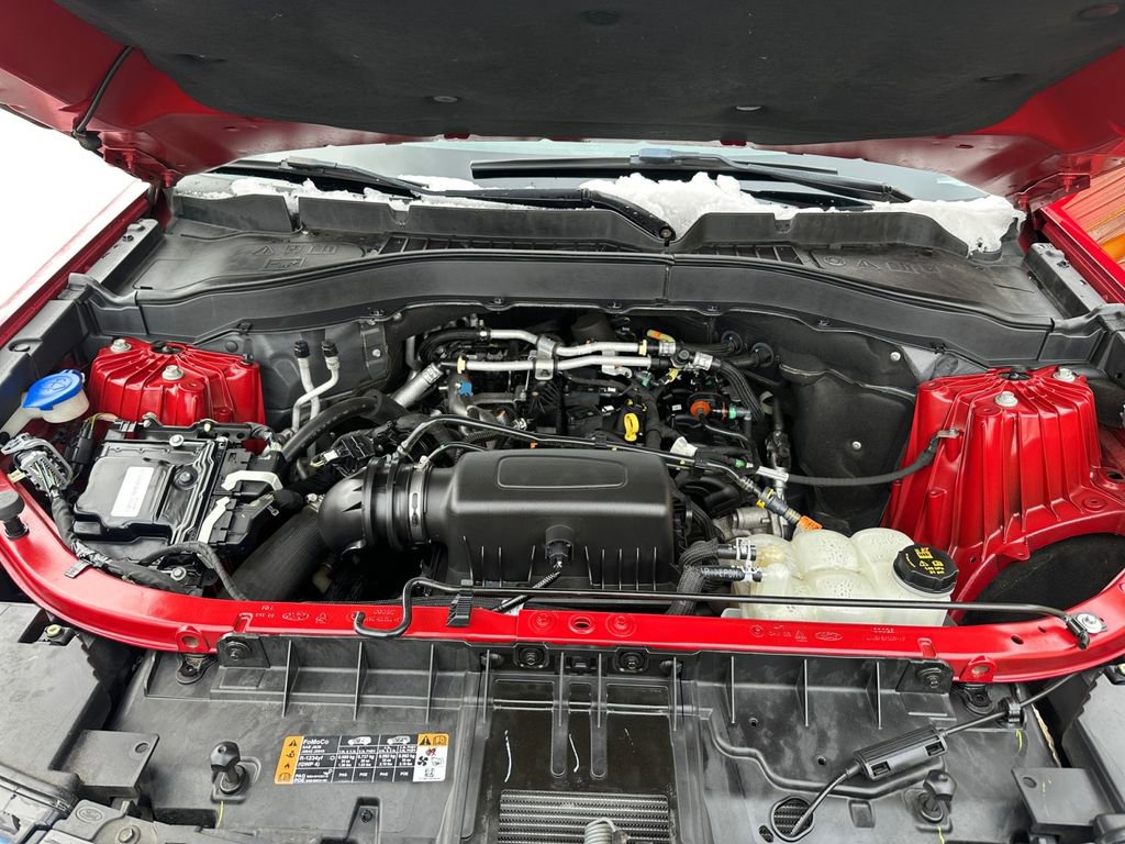 Used 2021 Ford Explorer XLT w/ Equipment Group 202A image 24