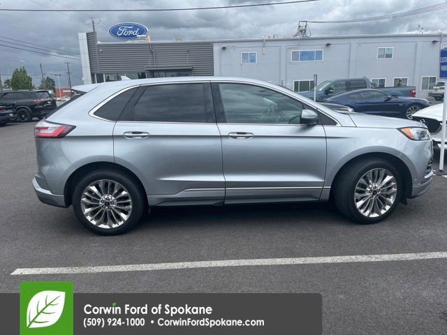 Used 2020 Ford Edge Titanium w/ Equipment Group 301A AWD/4WD image 19