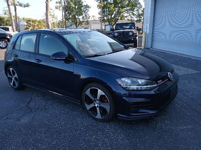 Used 2018 Volkswagen Golf 4-Door FWD image 6