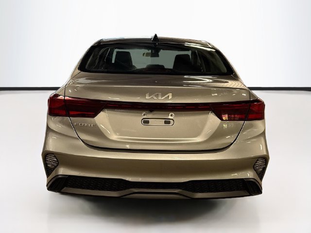Certified 2023 Kia Forte LXS w/ LXS Technology Package FWD image 6