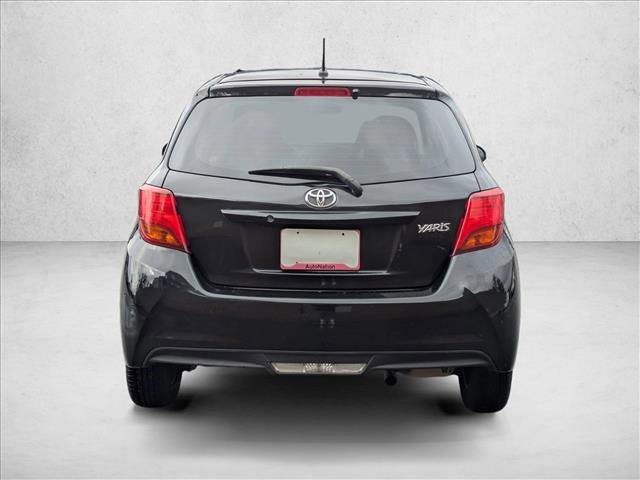 Used 2017 Toyota Yaris L w/ Carpet Mat Package image 7