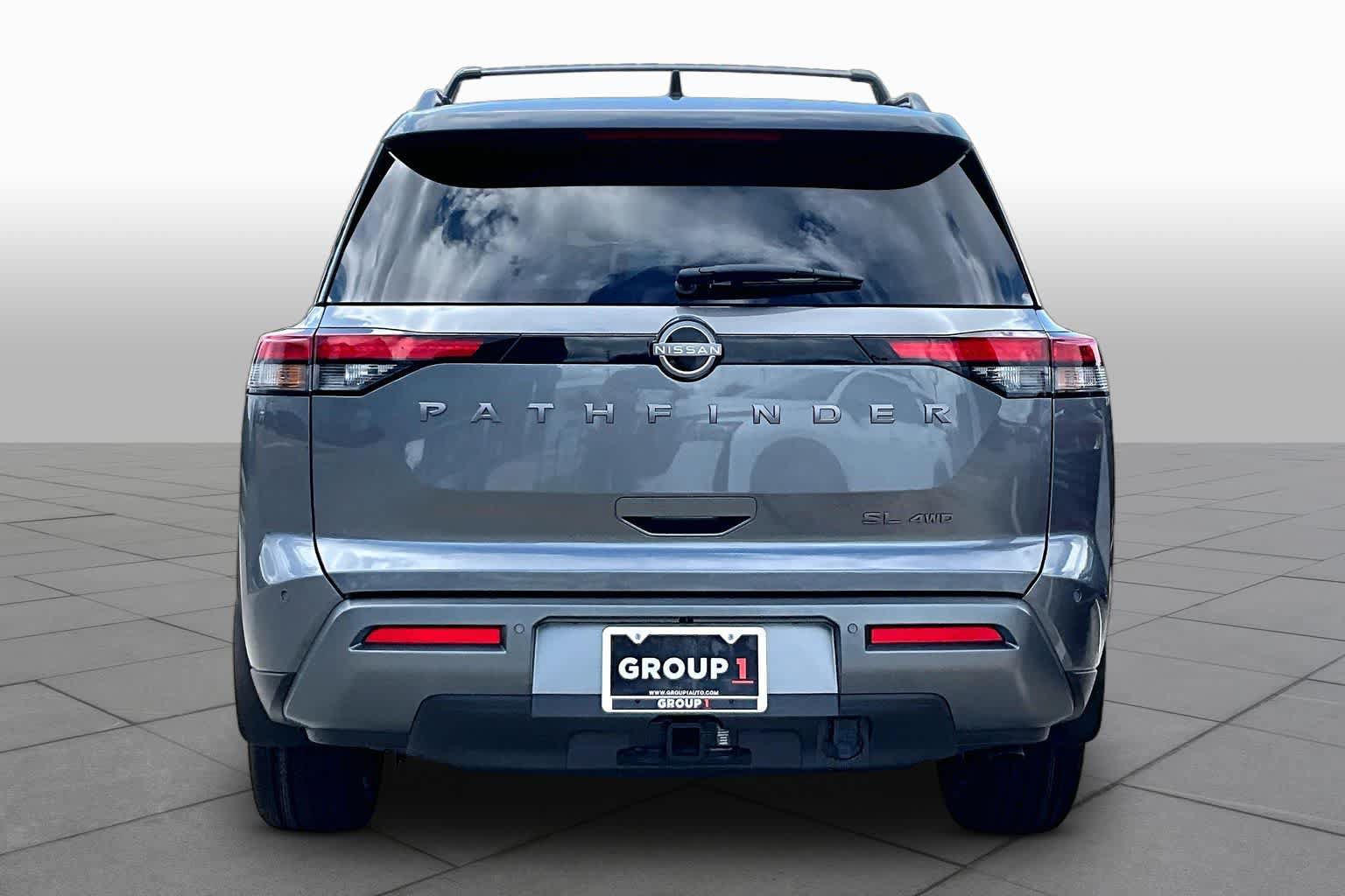 New 2026 Nissan Pathfinder SL w/ SL Premium Package FWD image 4