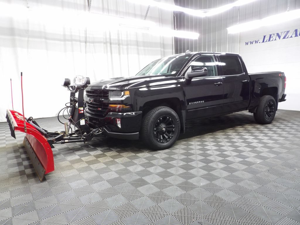 Used 2018 Chevrolet Silverado 1500 LT w/ All Star Edition AWD/4WD image 10