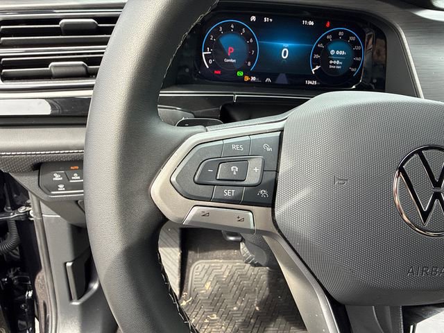 Certified 2025 Volkswagen Atlas Cross Sport SE image 15