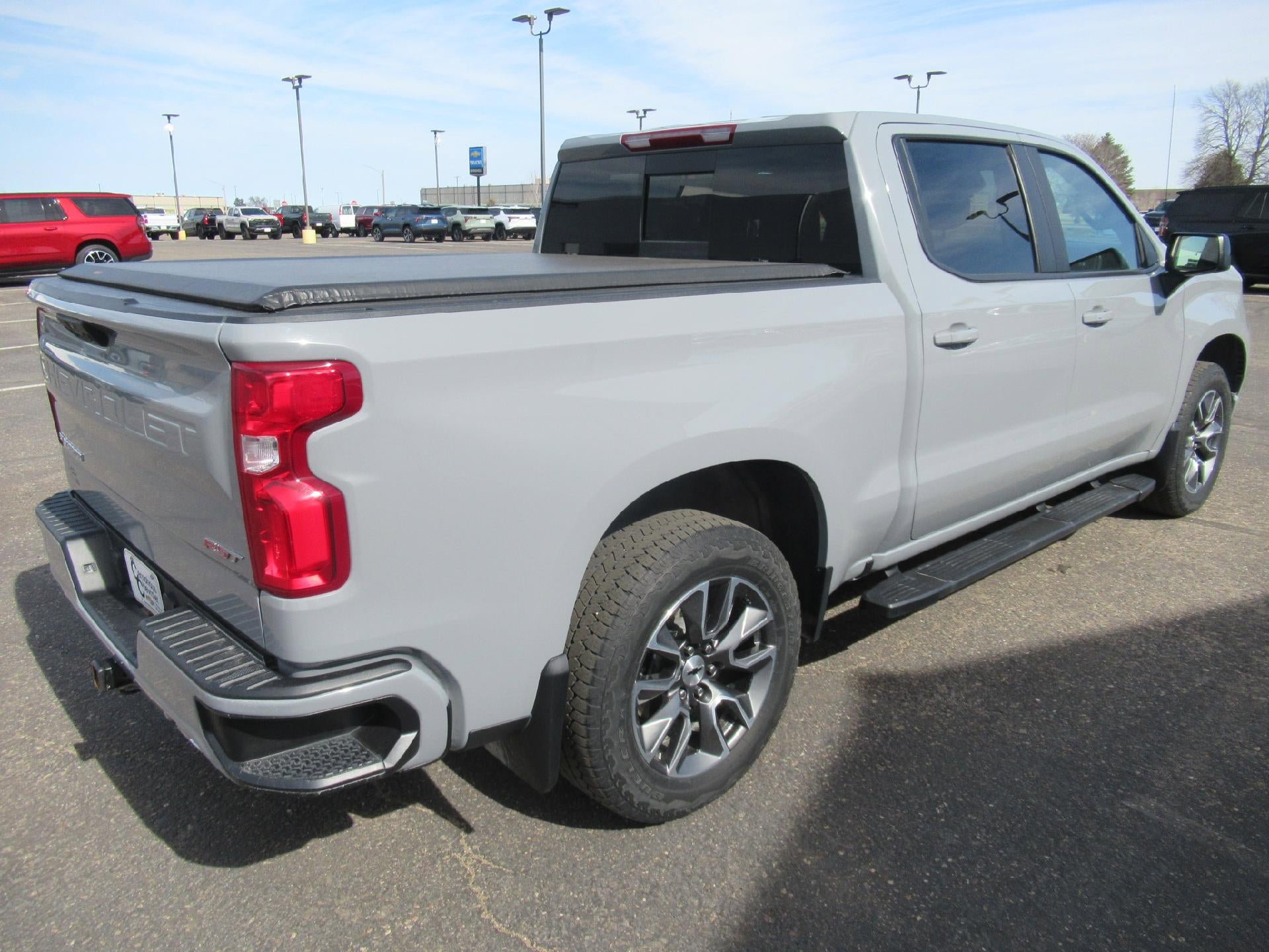 Certified 2025 Chevrolet Silverado 1500 RST AWD/4WD image 5